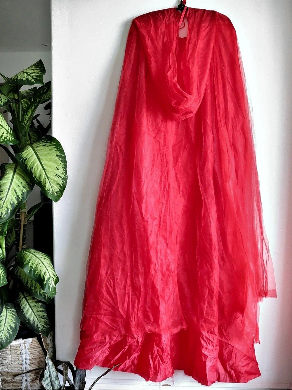 Rubies Full Length Cape W.Hood-R Hooded Full Length Cape in Red Like New